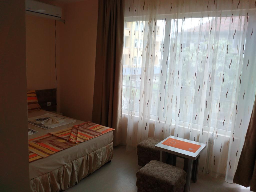 Fits Guest House Приморско Экстерьер фото