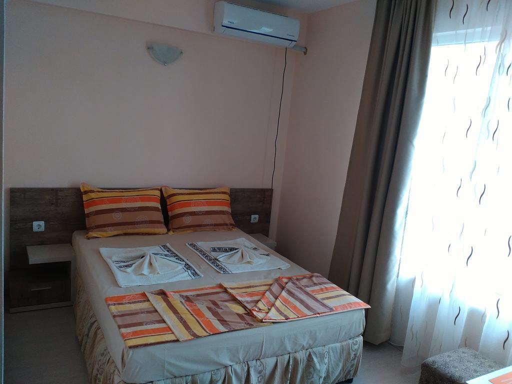Fits Guest House Приморско Экстерьер фото