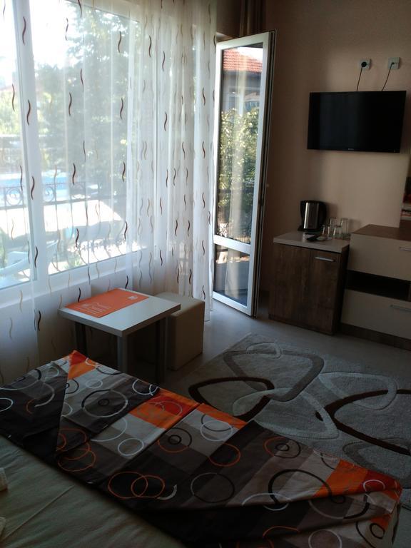 Fits Guest House Приморско Экстерьер фото