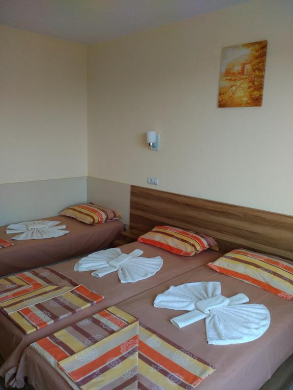 Fits Guest House Приморско Экстерьер фото